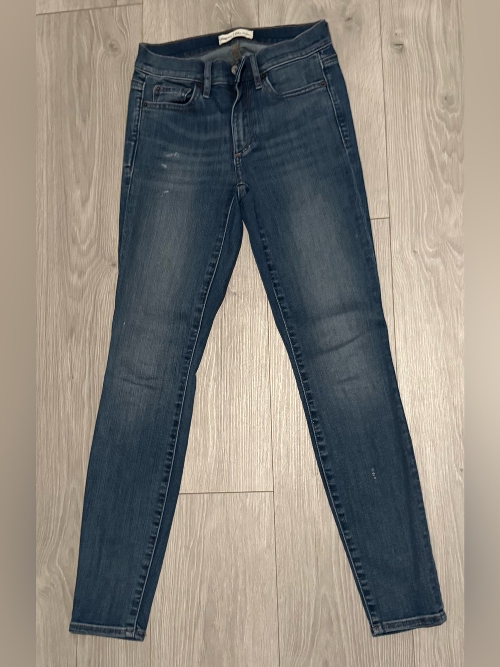 GAP Women’s Skinny Jeans in Dark Blue 25 Short Petite
